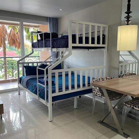 Atlantis Condo Resort Jomtien Esterno foto
