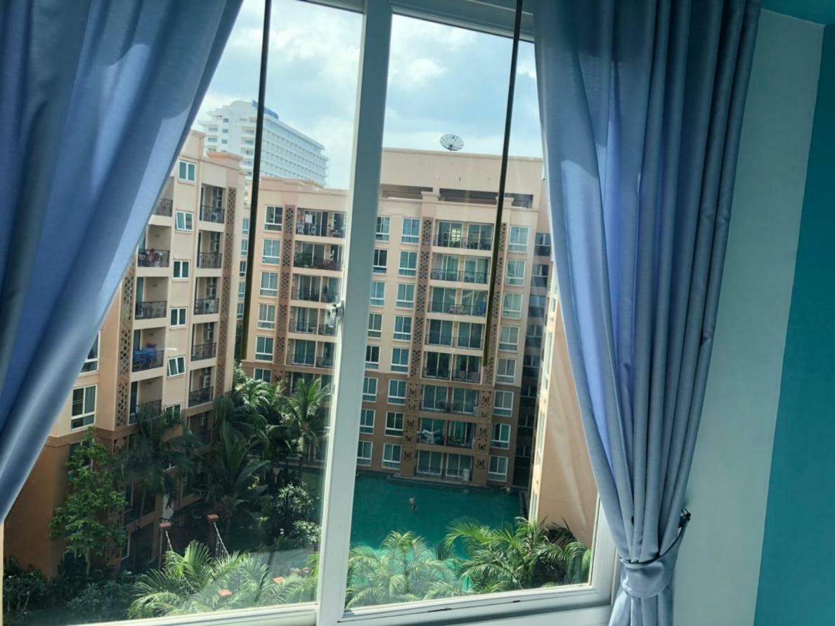 Atlantis Condo Resort Jomtien Esterno foto