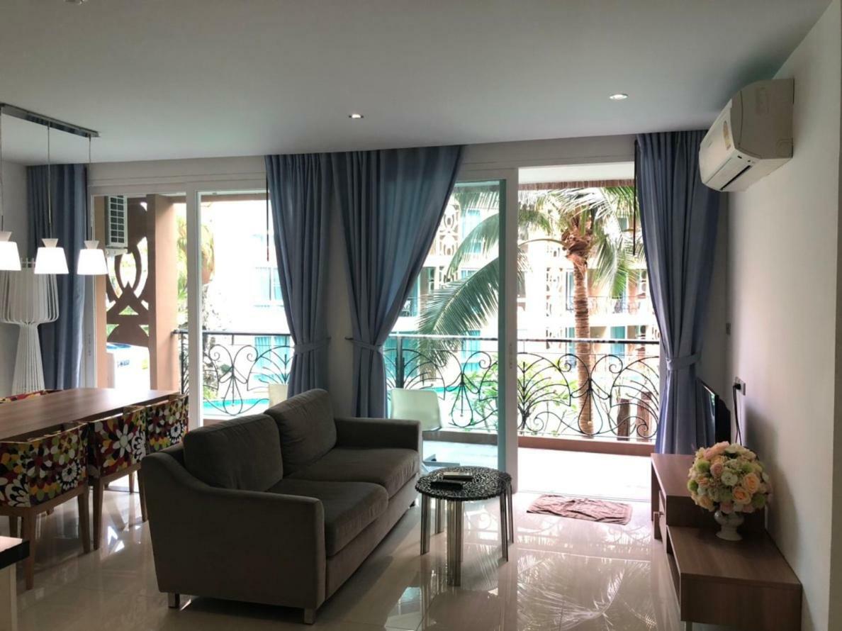 Atlantis Condo Resort Jomtien Esterno foto