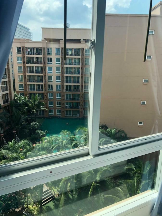 Atlantis Condo Resort Jomtien Esterno foto