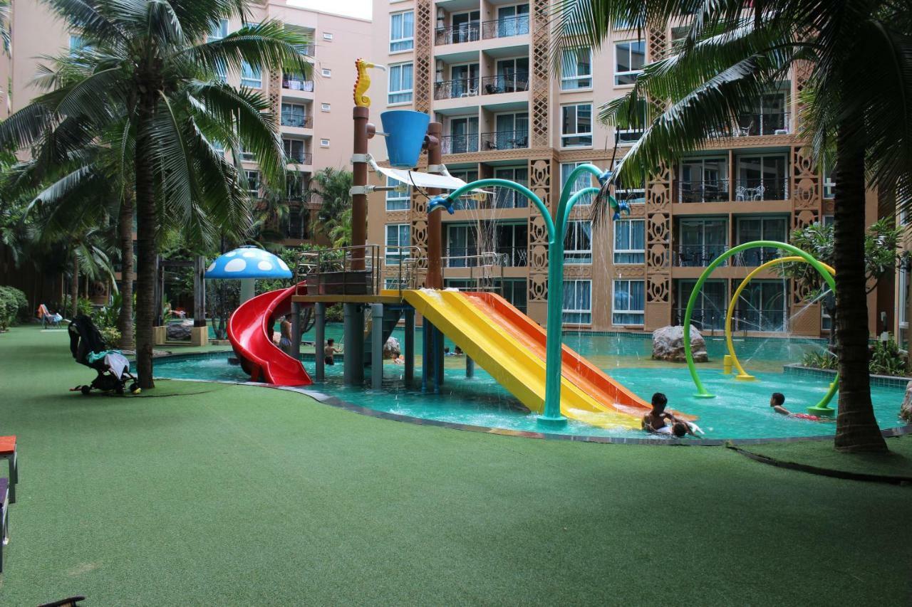 Atlantis Condo Resort Jomtien Esterno foto